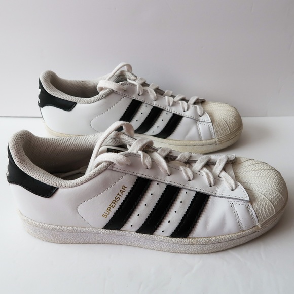 Adidas Superstar Black and White Tennis Shoe Sneaker W size 7, Kid size 5 - Picture 2 of 6